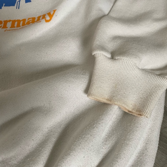 Vintage Sweatshirt From Zum Roten Bären - Picture 3 of 3